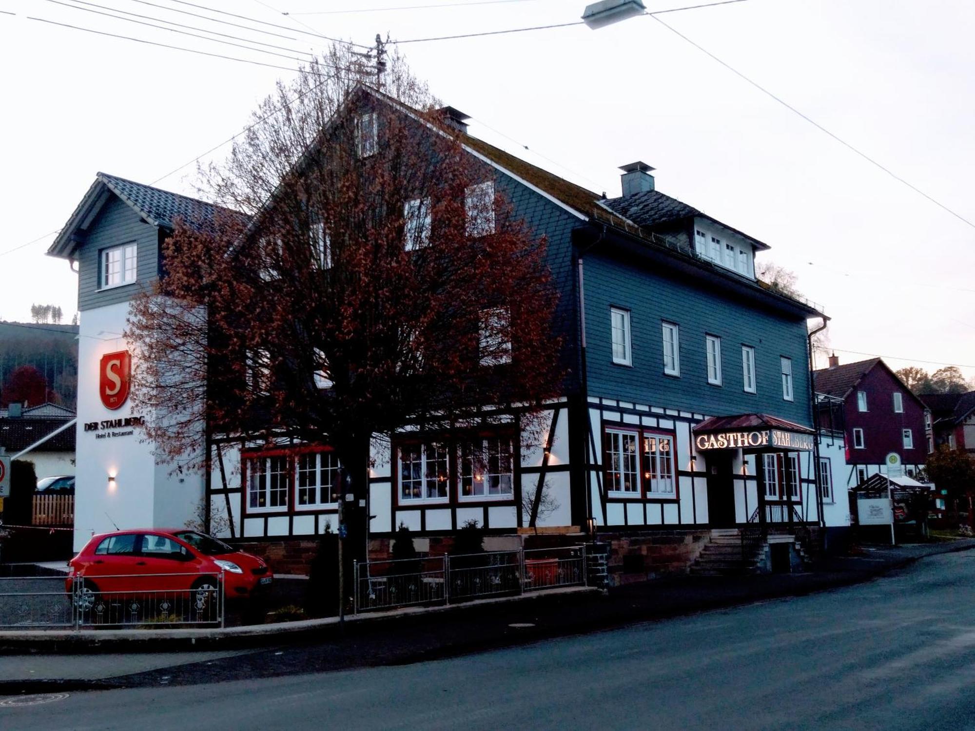 Der Stahlberg Hotel & Restaurant Hilchenbach Eksteriør billede